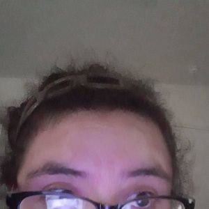 Meet your Posher, Leticia